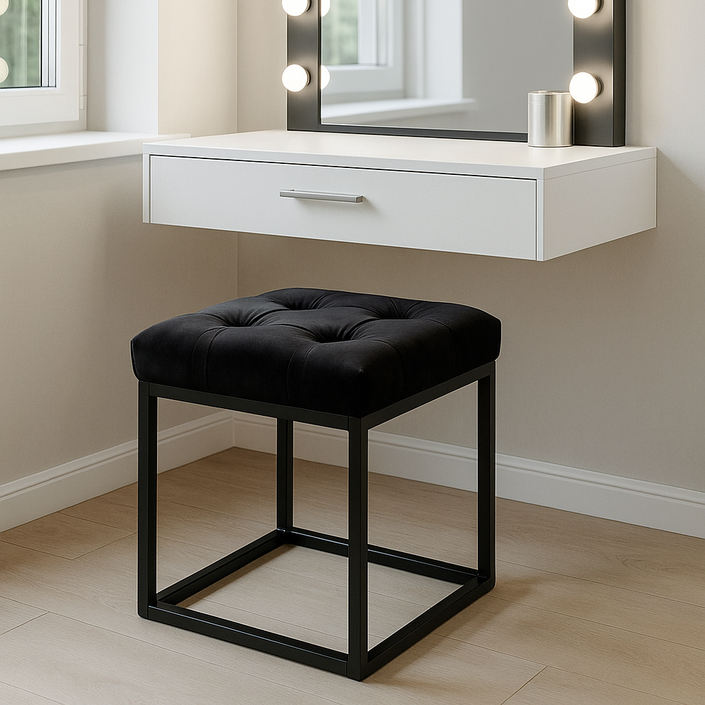 Pufa "Sono" loftowa czarna pikowana na czarnym stelażu