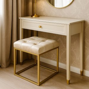 Pufa "Sono" beżowa pikowana na złotym stelażu